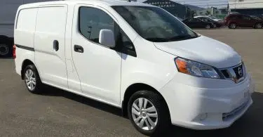 La voiture Nissan NV200